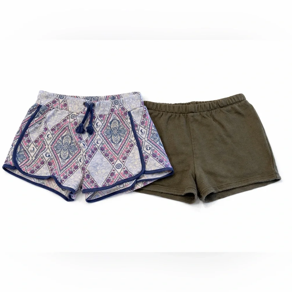 Patterned and Solid Shorts Set